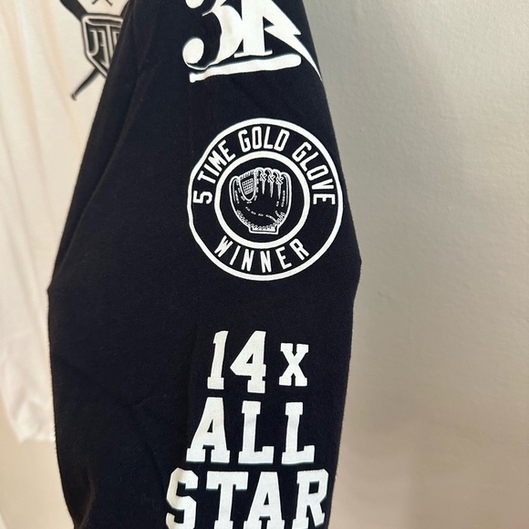 Derek Jeter Jordan Blue and White Raglan Shirt - Picture 6 of 9